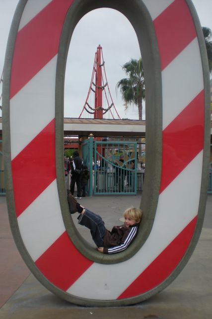 "O" in California : There are 10ft tall letters outside California Adventure spelling out California