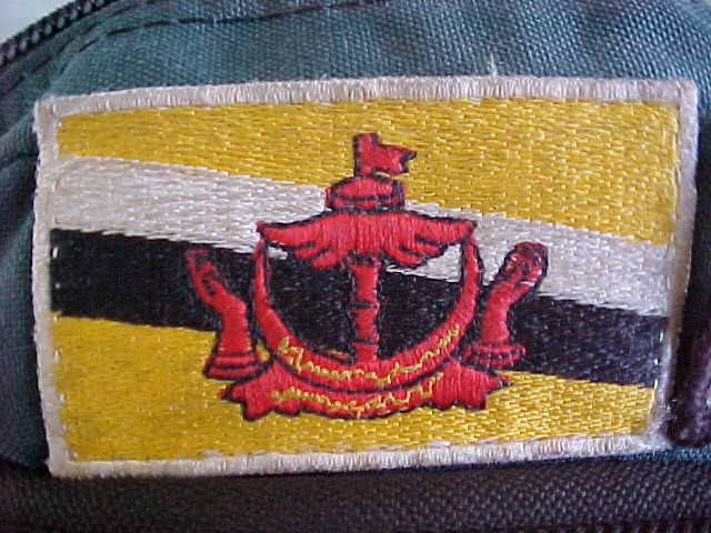 Brunei flag patch for our backpacks :  (Brunei, The Travel Addicts)