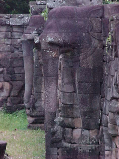 3 headed elephant (Cambodia, The Travel Addicts)