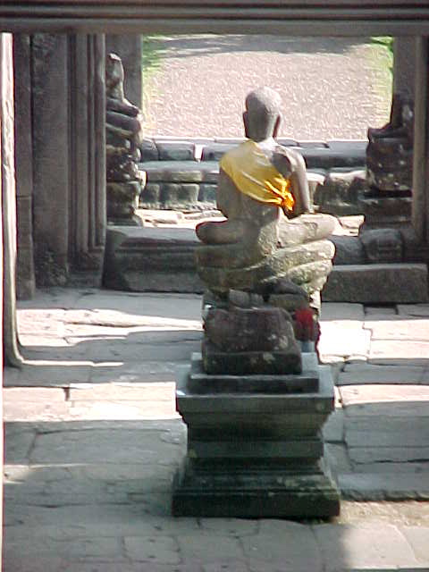 Buddha at the Bayon :  (Cambodia, The Travel Addicts)