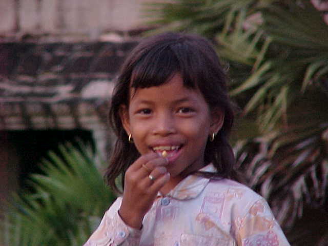 Khmer Child (Cambodia, The Travel Addicts)