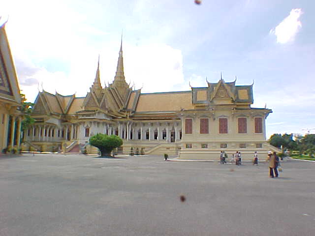 King Norodom Sihanouk's palace (Cambodia, The Travel Addicts)