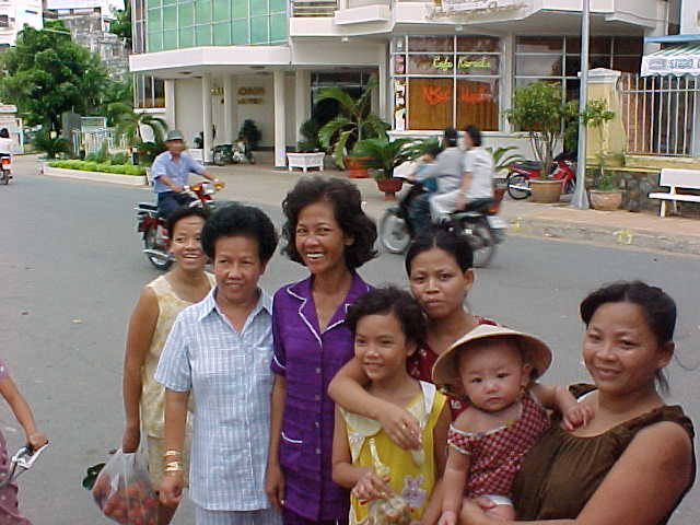 American Vietnamese from NYC visiting family (Vietnam, The Travel Addicts)