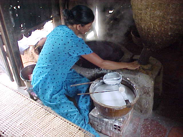 Making rice paper (Vietnam, The Travel Addicts)