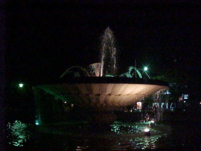 Fountain at night (Laos, The Travel Addicts)