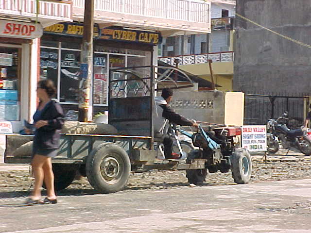 Another tractor contraption (Nepal, The Travel Addicts)