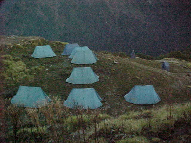 Camp (Nepal, The Travel Addicts)