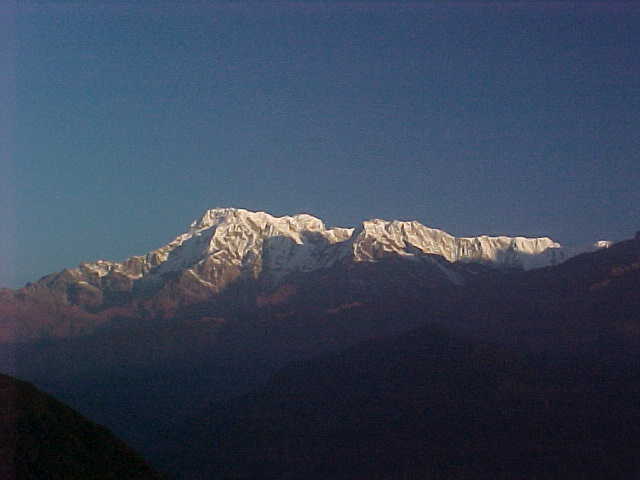 Mountain scenery (Nepal, The Travel Addicts)