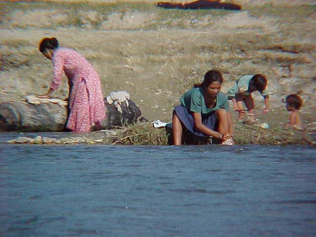 Laundry (Nepal, The Travel Addicts)