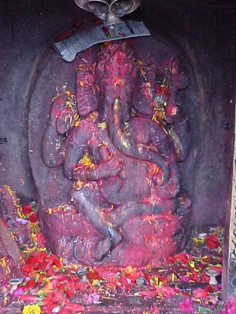 Ganesha (Nepal, The Travel Addicts)