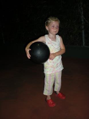 Bella on the tennis court. 